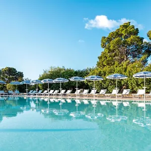 4* Hotel Agrustos Club