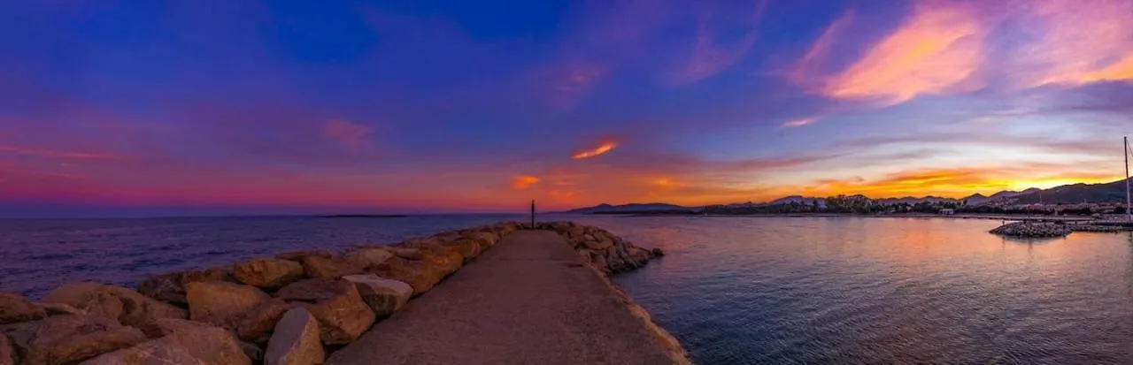 Beachfront- Sulla Spiaggia Villetta Indipendente Budoni Italy
